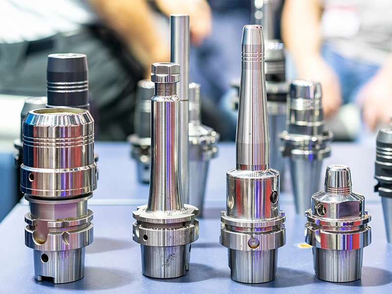 commercio-di-acciaio-pelato-e-rullato